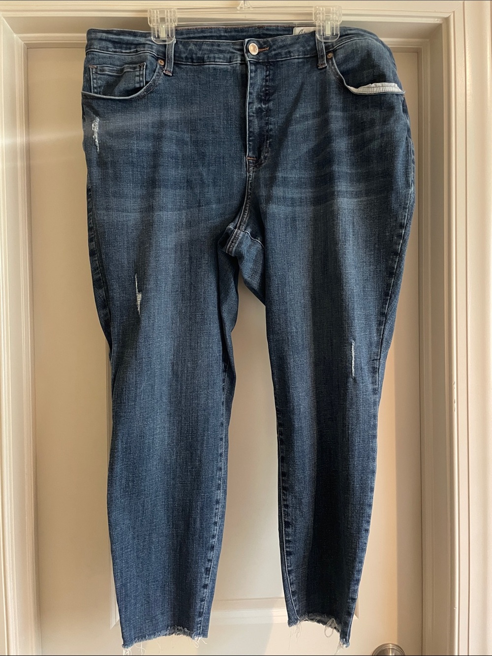 Ankle-Length Slim Cropped Jeans in Dark Blue